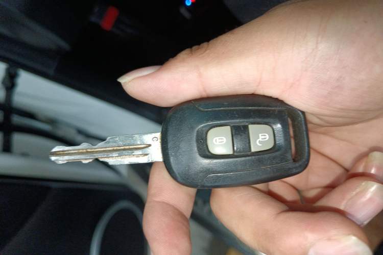 Used Chevrolet Captiva 2014 2.4L Two-Wheel Drive Urban Version 7 Seats