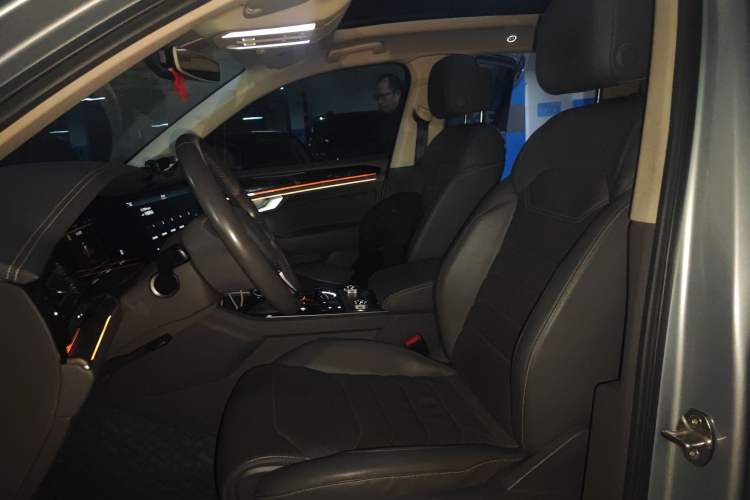 Used Volkswagen Touareg 2019 2.0 TSI Ruiyi Edition China V Standard
