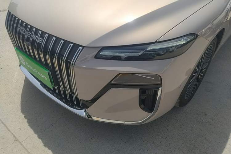 Used Roewe M7 DMH 2025 Model 160km Premium Version
