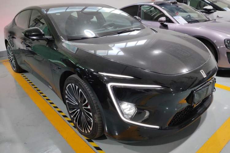 Used Avatr 12 2025 Ultra Extended-Range Edition
