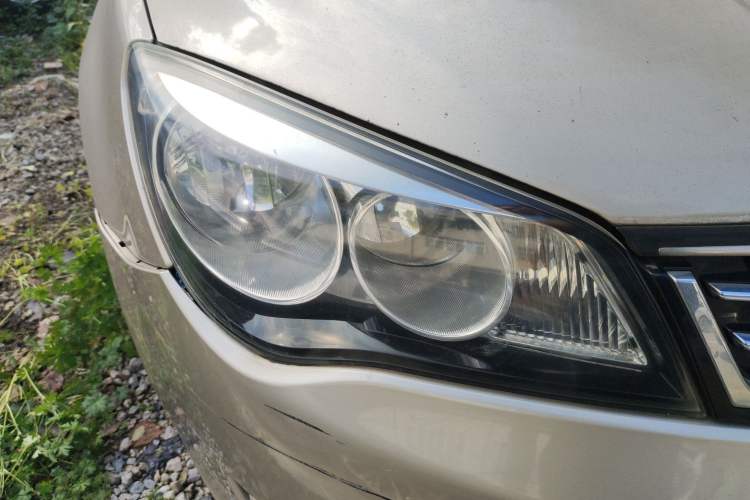 Used Roewe 350 2015 1.5L Manual Luxury Sunroof Edition