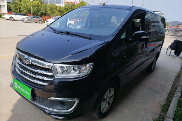 Used JAC Refine M3 2022 PLUS IKEA Edition 1.8L Comfort Version