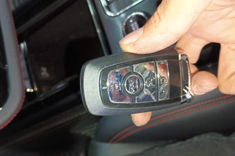 Used Lincoln Corsair 2020 2.0T Two-Wheel-Drive Black Knight Limited Edition