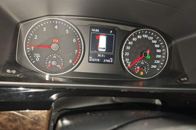 Used Volkswagen Multivan 2017 2.0 TSI Two-Wheel Drive Luxury Edition 7 Seats
