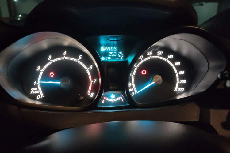 Used Ford Fiesta 2013 Hatchback 1.5L Automatic Fashion Edition Instrument Cluster