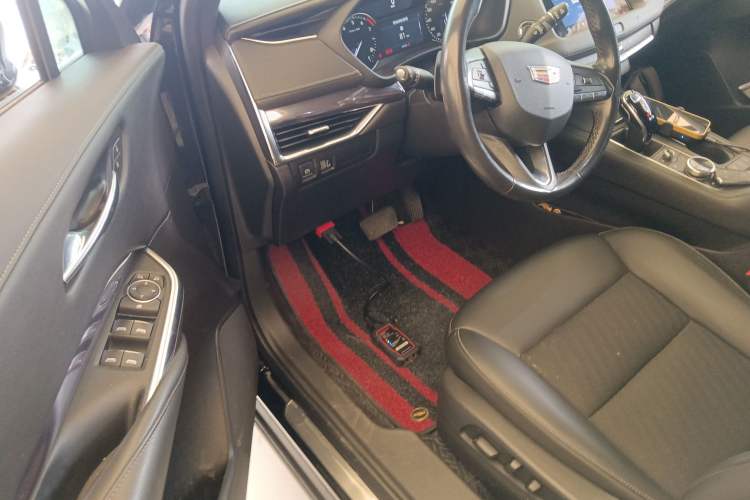 Used Cadillac XT4 2020 Revised Version 28T Two-Wheel Drive Tech Edition Driver Seat