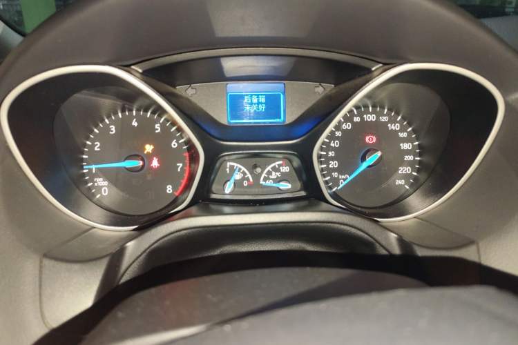 Used Ford Focus 2017 Sedan 1.6L Manual Comfort Plus SmartDrive Edition