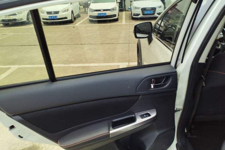 Used Subaru XV 2017 2.0i Ambition Edition
