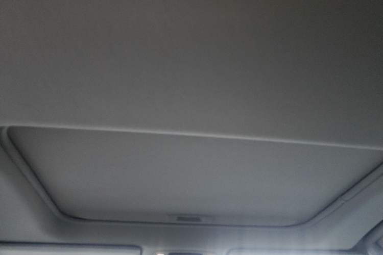 Used Toyota Granvia 2024 2.5L Hybrid Comfort Edition
