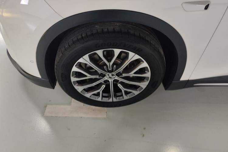 Used Nio ES6 2024 75 kWh
