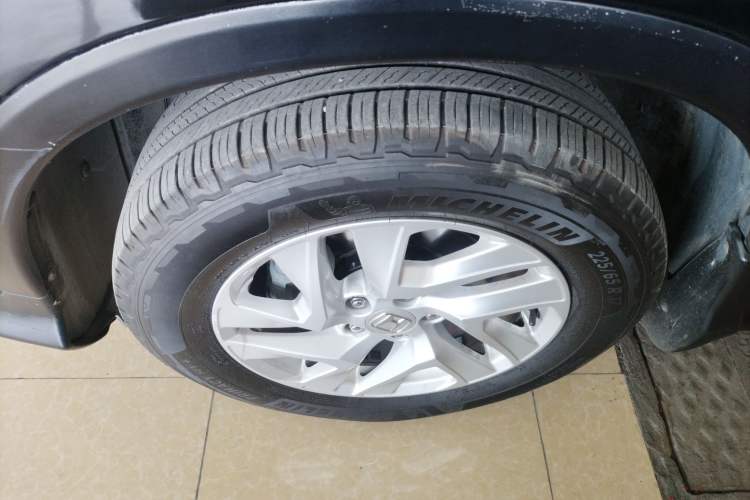 Used Honda CR-V 2015 2.4L four-wheel drive luxury version
