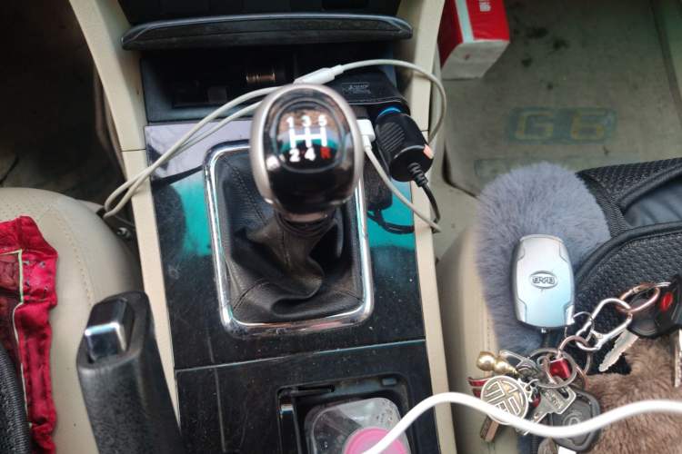 Used BYD G6 2013 2.0L Manual Luxury Version
