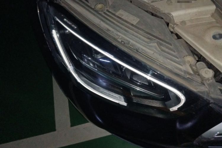 Used Mercedes-Benz GLC 2021 GLC 300 L 4MATIC Dynamic Model Right Front Headlight