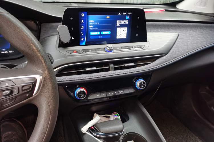 Used Buick Velite 6 2022 Plug-in Hybrid Connected Fashion Model Audio And AC Panel