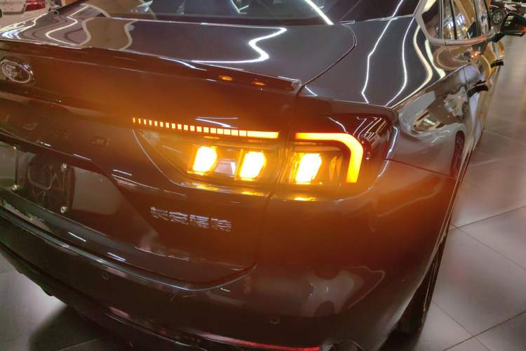 Used Ford Mondeo 2023 1.5T E-Hybrid ST-Line