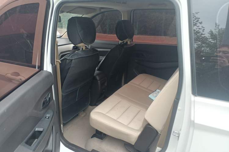 Used Wuling Hongguang 2019 1.5L S Standard Version China VI LAR Left Rear Seat