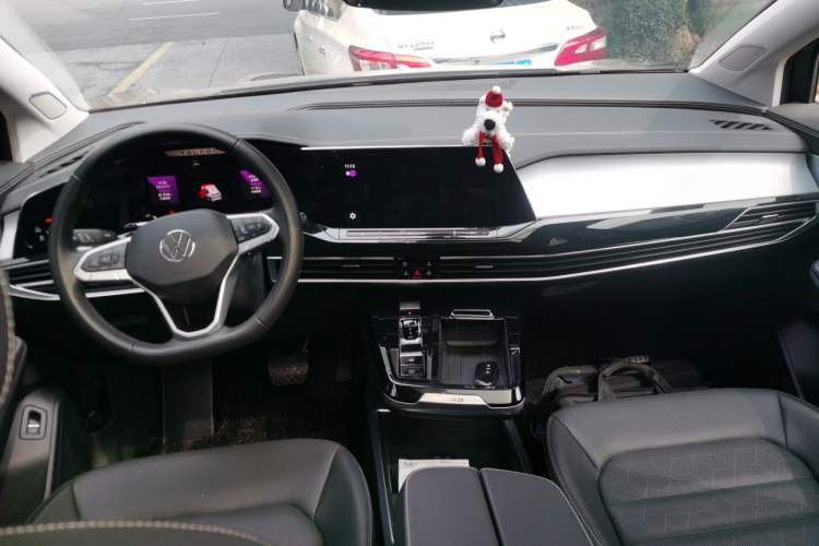 Used Volkswagen Talagon 2024 380TSI All-Wheel Drive Luxury Prestige Pro 7-Seater
