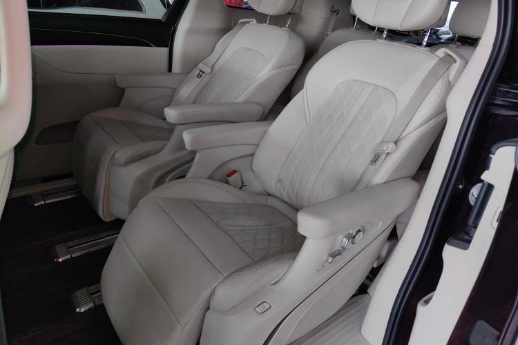 Used Buick GL8 2021 Avenir Aivia Six-Seat Luxury Edition