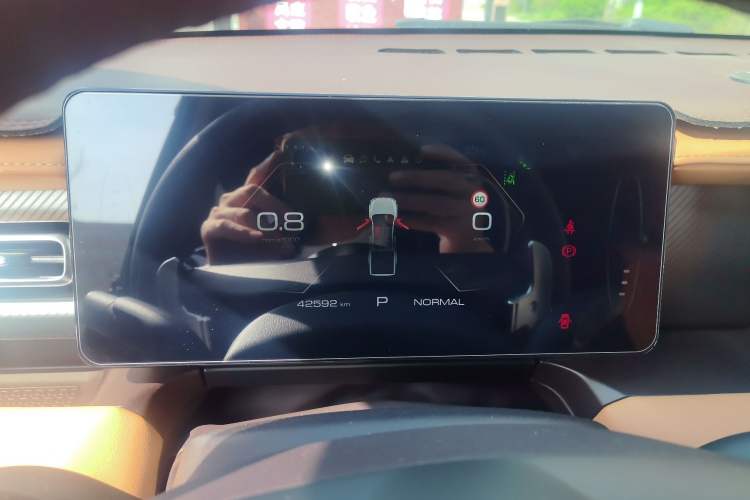 Used Great Wall Poer 2023 2.0T Luxury Automatic Gasoline 4x4 Version GW4C20B
