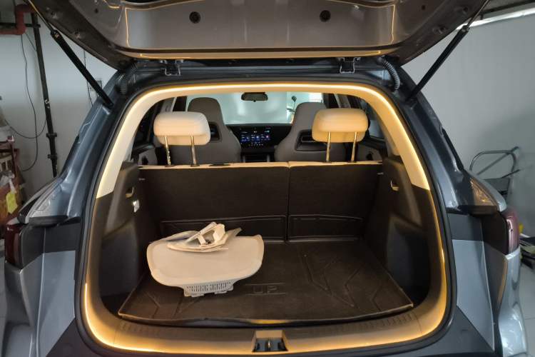 Used BYD Yuan UP 2024 401KM Leading Edition