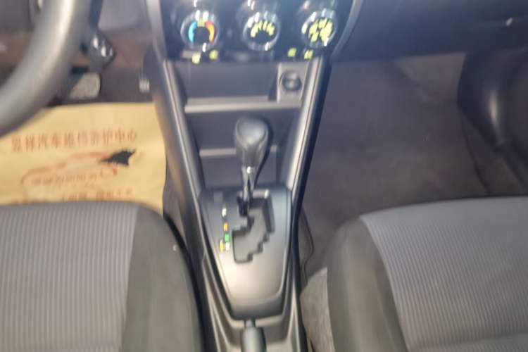 Used Toyota YARiS L Zhi Xuan 2019 1.5E CVT Dynamic Edition China VI compliant Gear Lever