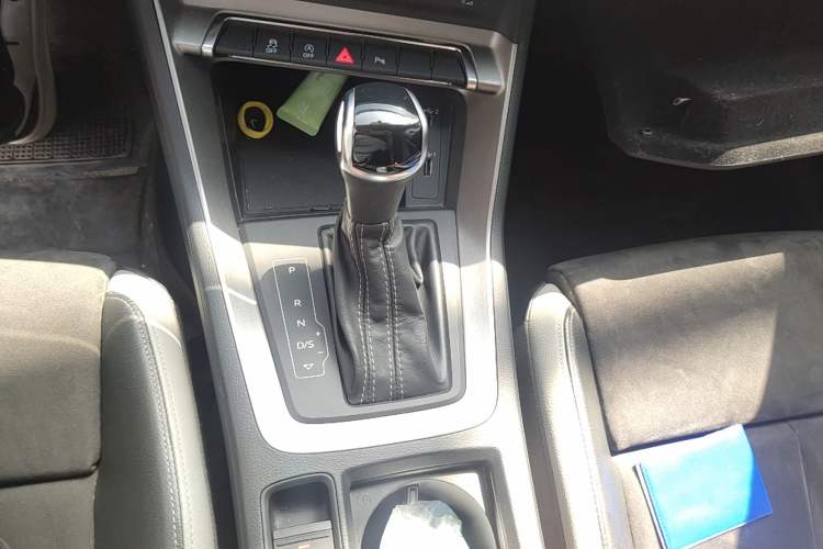 Used Audi Q3 2019 40 TFSI Fashion Dynamic Model
