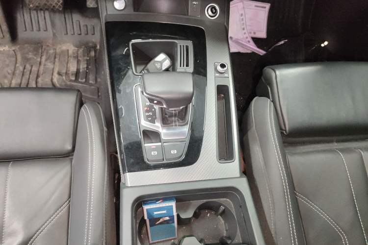 Used Audi Q5L 2023 40T Luxury Dynamic Model
