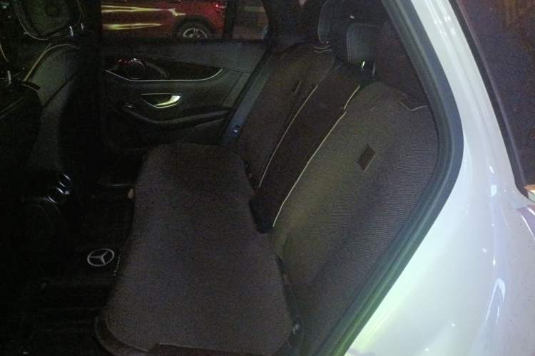 Used Mercedes-Benz GLC 2018 Facelifted GLC 260 4MATIC Dynamic Edition Left Rear Seat