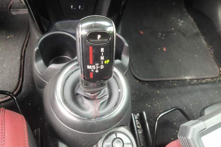 Used MINI JCW 2018 2.0T JOHN COOPER WORKS Gear Lever