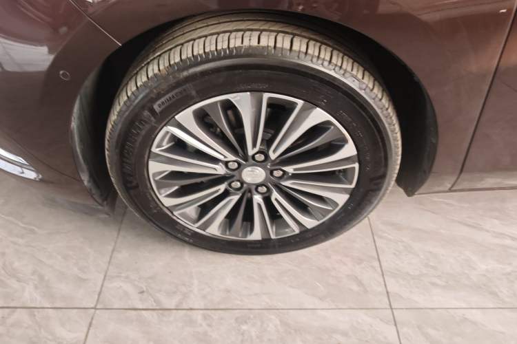 Used Buick GL8 2021 ES Landtrek 653T Luxury Model