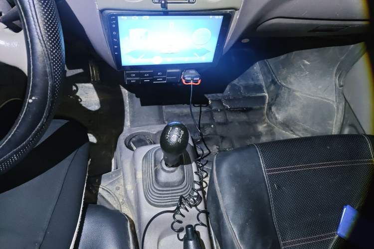 Used CHANGAN KUAYUE V3 2016 1.2L Box-Type Truck DK12-10 Gear Lever