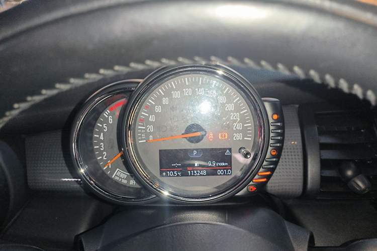 Used MINI MINI 2015 1.5T COOPER Fun Five-Door Edition
