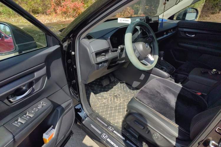 Used Honda CR-V 2023 240TURBO Two-Wheel-Drive Luxury Version 5 Seats Driver Seat