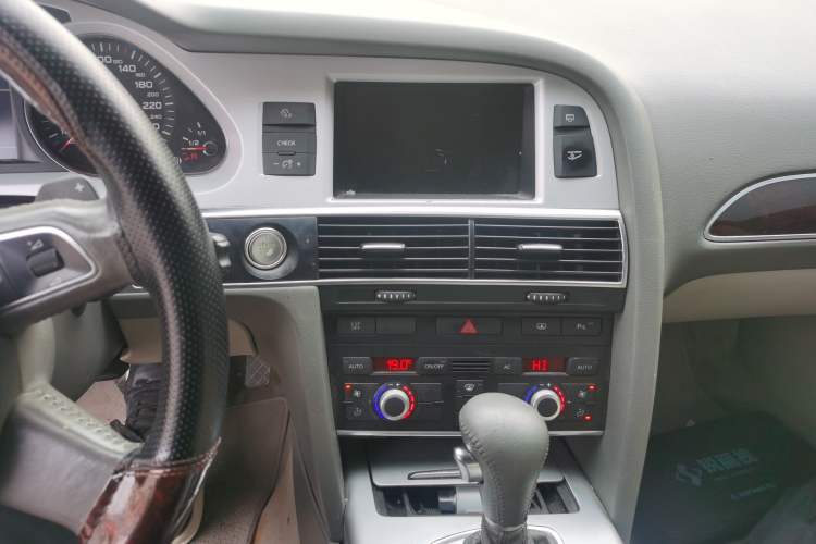 Used Audi A6L 2011 2.0 TFSI Automatic Standard Edition