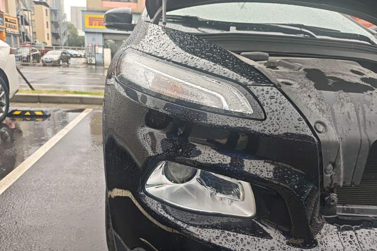 Used Jeep Cherokee 2016 2.4L Professional Smart Version