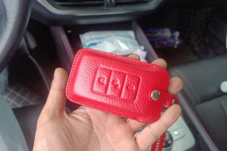 Used BYD Tang New Energy 2018 DM 2.0T All-Wheel Drive Smart Connectivity Luxury Model 7 Seats China V Emission Standard
