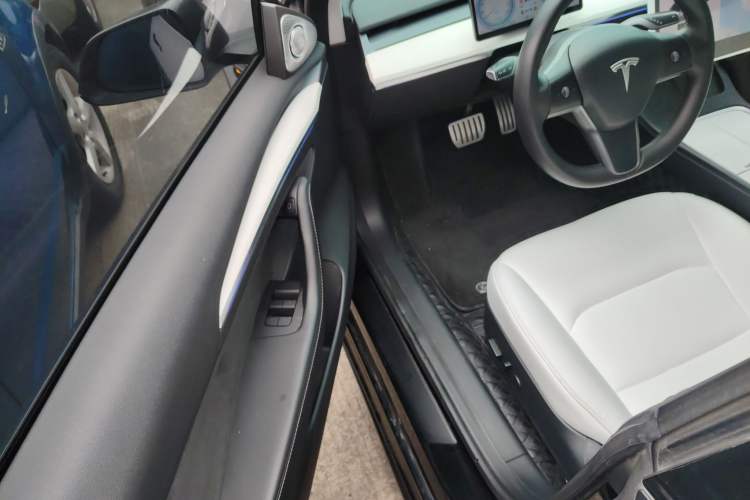 Used Tesla Model 3 2021 Performance High-Performance All-Wheel-Drive Version 3D6 Driver Seat