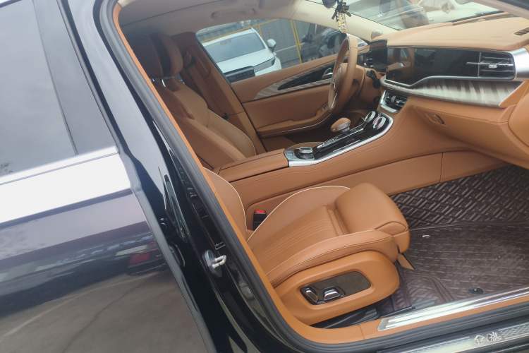 Used Hongqi H9 2020 2.0T Smart Connect Flagship Edition
