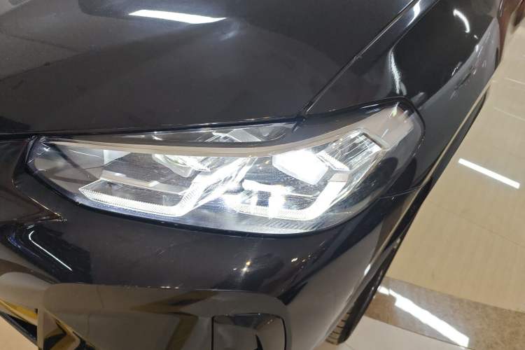 Used BMW X3 2022 Second Facelift xDrive30i Leading Edition M Night Sky Package Left Front Headlight