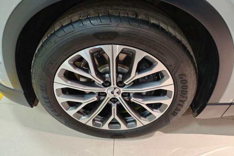 Used Nio EC6 2023 75 kWh