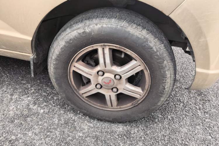 Used Wuling Rongguang 2014 1.2L S Standard Model
