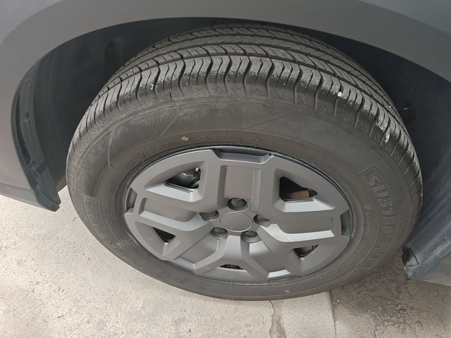 BYD Yuan UP 2025 Model 301KM Leading Version — снимка 10