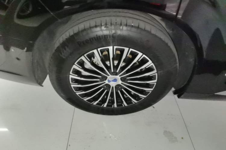 Used Denza D9 2022 DM-i 970 Four-Wheel Drive Flagship Model