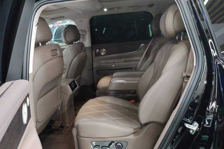 Used Hima AITO M9 2025 Extended-Range Ultra Version 52 kWh 6-Seater Rear Left 45 Deg