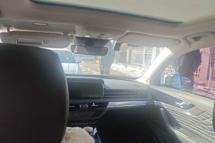 Used Hongqi HS5 2022 Revised Version 2.0T Smart Connect Flagship Edition Headliner