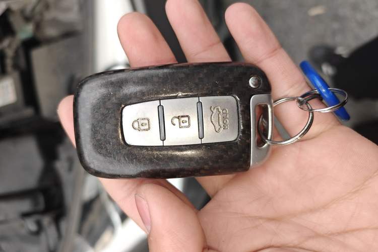 Used Hyundai Veloster 2012 1.6T Automatic Luxury Edition