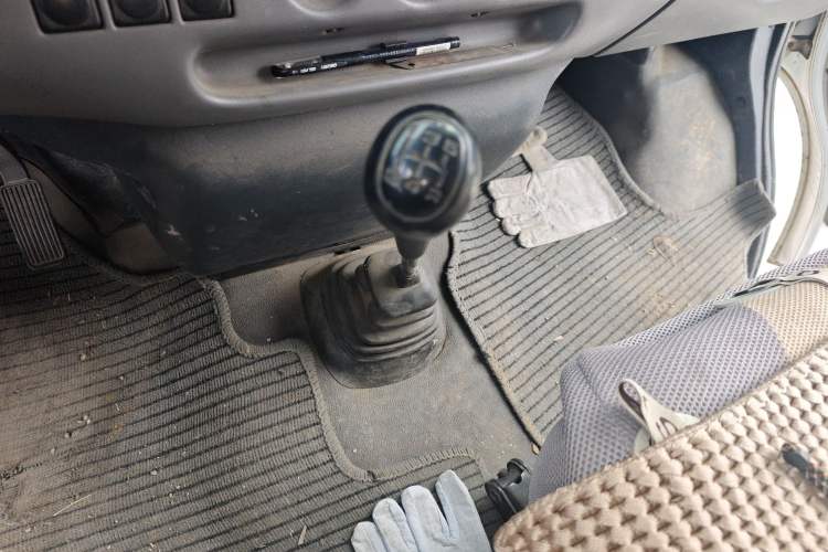 Used Ford Classic Transit 2013 2.8T Diesel Standard Version Short Wheelbase Mid-Roof JX493ZLQ4