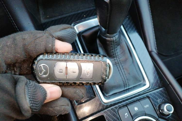 Used Mazda Atenza 2017 2.0L Blue Sky Luxury Edition