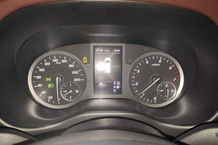 Used Mercedes-Benz Vito 2021 2.0T Elite Version 7 Seats