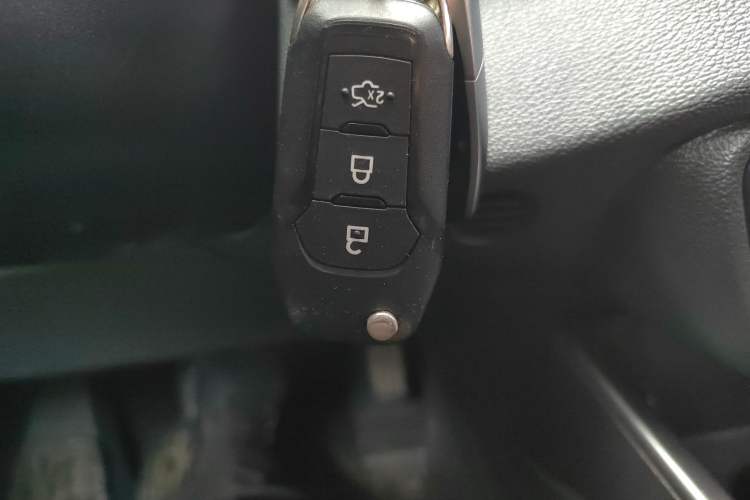 Used Ford Escort 2015 1.5L Automatic Fashion Model Interior 1